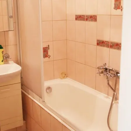 H2 Suites *